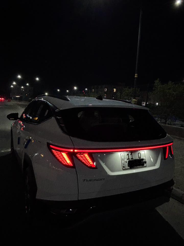 السلام عليكم 
للبيع  فقط بدون مراوس
توسان 2024  رقم بغداد الجديد باسمي
بصمه
حساسات 
كشنات مخمل 
ماشية 25 الف كيلو 
كامرة 
برغي مابيها نقص السياره جديدة بمعنى الكلمة 
(((مكفولة ماعدى
بيها بارد على كد 3اصابع بنهاية الجاملغ مال راكب  ))))
السعر عند الاتصال

مكاني المثنى ***********
