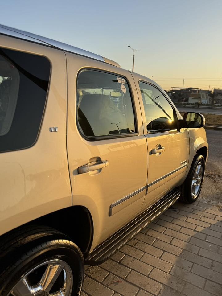 السلام وعليكم تاهو ابتر للبيع LT /2014 خليجي كفاله عامه وكاله الغانم. بجم مغلف نانو ممشى السياره 90الف حقيفي. رقم بصره ب اسمي تحويل ثاني يوم. مكاني البصره :رقم الهاتف /***********/. ***********
