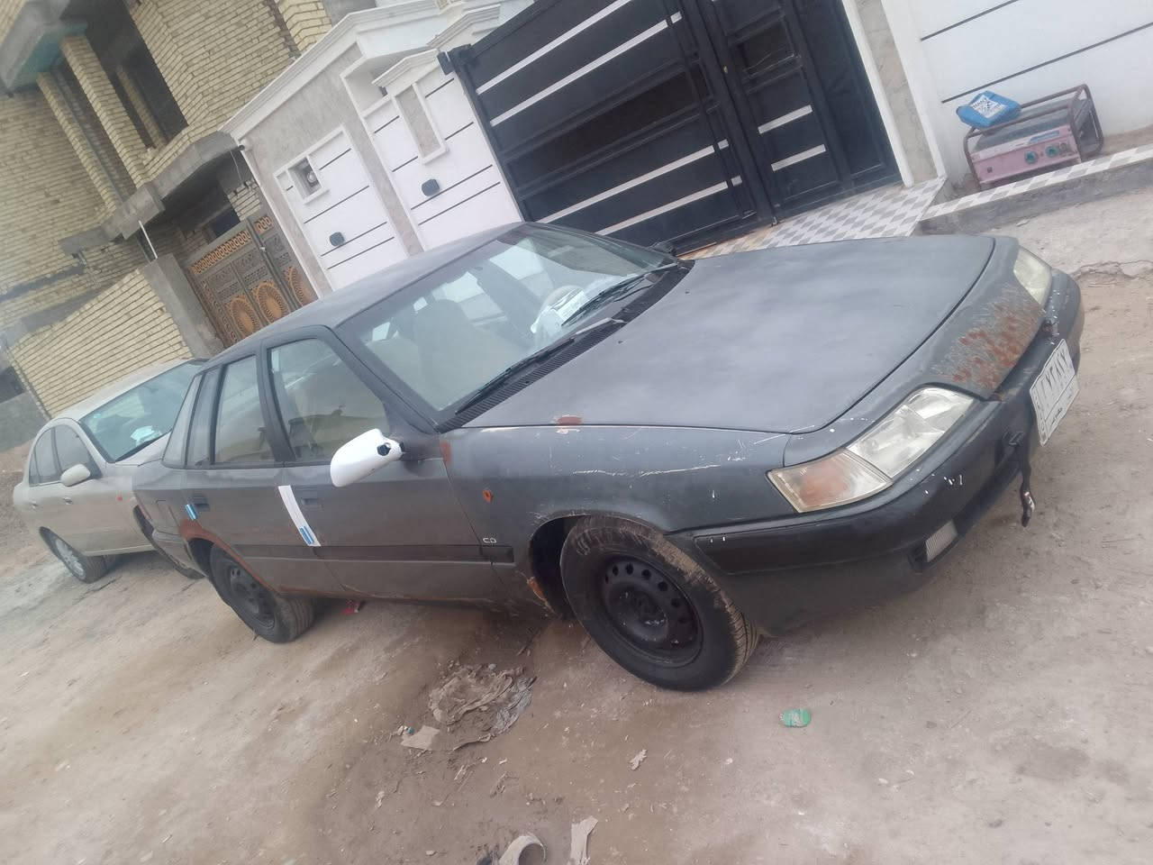 سلام عليكم 
اسبرو٩٦للبيع 
مكينه ١٨٠٠مفتوح مومسكر كير عادي 
طخم تاير  بطاريه جديده صدر امامي خلفي جديد مدوشمه جديد 
سياره بيه جراد رقم انبار باسمي سياره مابيه نقص 
٢٥وبيه مجال مكانه الفلوجه
***********
