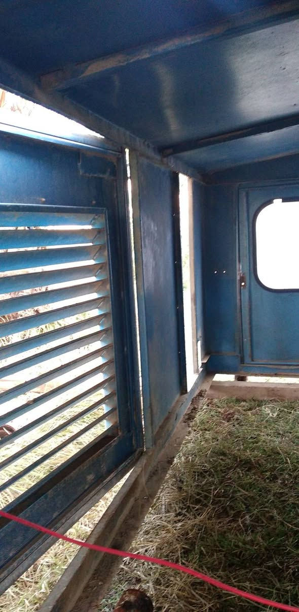 كاتم للبيع سعر ٣٠٠ الف يرهم على جميع المولدات 
مكان ديالى بلدروز للاستفسار الاتصال بالرقم*********** واتساب***********
