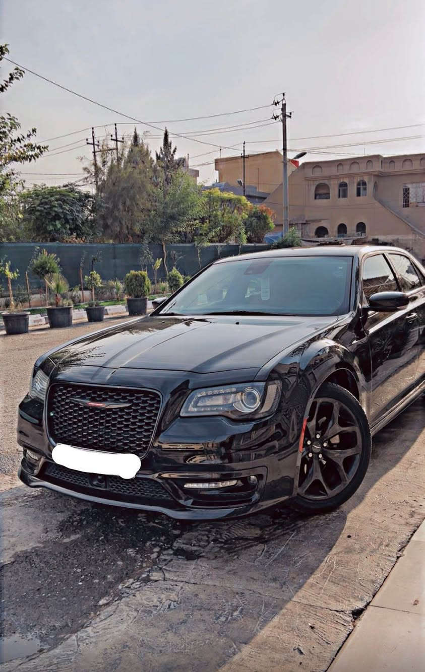 🚘 جۆری ئۆتۆمبێل: کرایسلەر (Chrysler)
📌 مۆدێل: 300S – 2021
🎨 ڕەنگ: ڕەش
⚙️ مواصفات: کەنەدی – فول فول – قەپات مواصفات

📏 ماوەی ڕۆشتن: 31,000 مایل
%80 کلین تایتڵ

🔎 تێبینی:
سەیارەکە سفر کیلۆمەترە و شەریکەی Mini International ـە.
تەنها دەرگای دواوەی لای سەکەن بستێکی تەعدیلە ، لەگەڵ لێواری هێلالی چامڵغی دواوەی لای سەکەن کارتە تەنها لێوارەکەی، بێ هیچ شتێک.

📍 شوێن: هەولێر
📞 ژمارەی پەیوەندی: *********** أربيل, العراق
