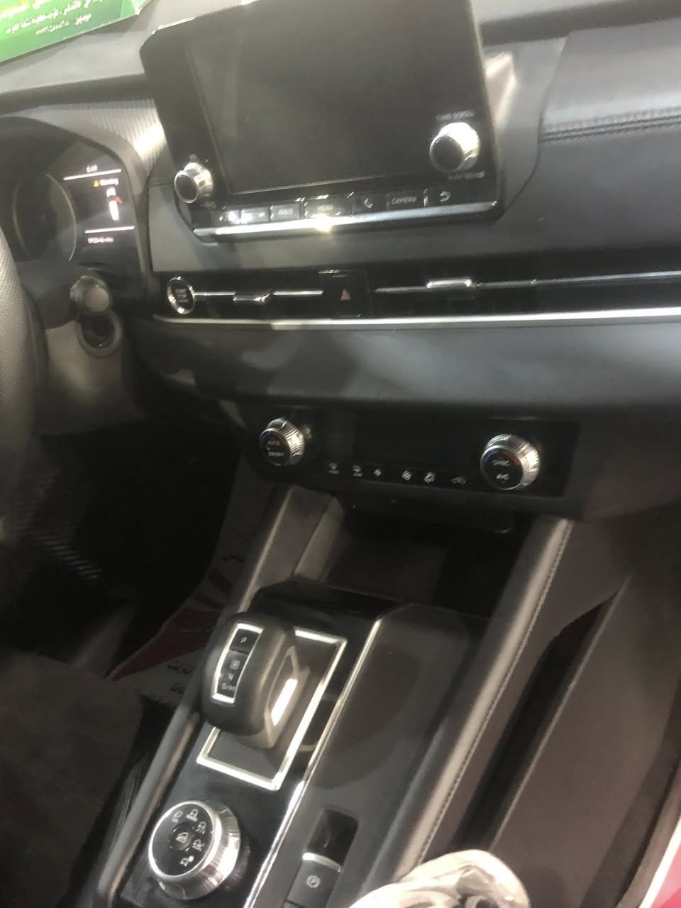 السلام عليكم ميتسوبيشي اوتلاندر2024 السياره تقرير غرق مياه عذبه السياره مكفوله من الصبغ مبدل جاملغ امامي نفس اللون لان السياره متعوره بالحاويه من اجت السياره رقم بغداد باسمي السياره موجوده بالبصره السعر 220  
***********
