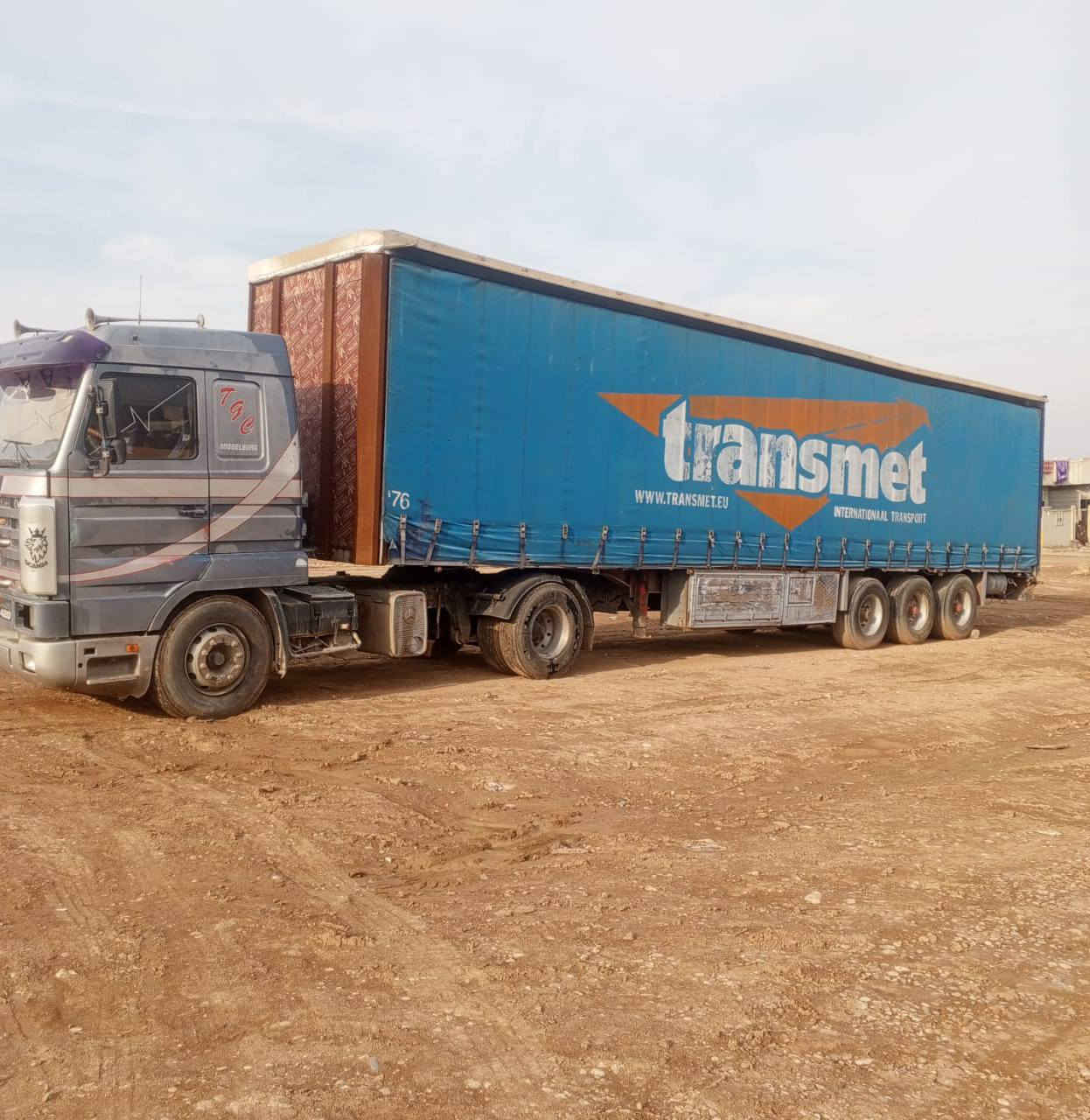 سكانيا143 كير 900 اكسن كير محرك شرط تطخم تاير راس وعربانة جادر ارتفاع 3امتاررقم دهوك شرط تحويل سيارة كفالة عامة 

***********
