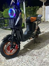 باسكل شحن H900 باسكل كلشي شغال بي نضيف حيل يرادله بس بطاريات فقط  وانز...