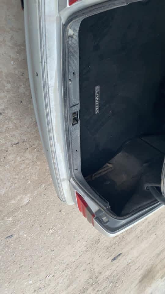 السلام عليكم مارسدس ام عيون موديل 96 فول مواصفات كير ومحرك كفاله محرك 320 بلادكهربائيات كلهه شغاله بيهه نواقص بسيطه بلاديه سياره بدون صبغ رقم وسنويه اصليات مو لزك شرط الحاسبه اي محافضه يعجبك تطلع بيهه ماشاء سياره مال جناي الله شاهد معتاز فلوس واريد ابيع رقم سنويه اربيل القديم سنويه منتهيه ب 24 السياره اخذته دكيتهه حاسبه سياره عليهه غرامه ب اربيل 50 الف متجاوز السرعه ماشي 200  سياره متومه ع اختهه ب اربيل لا تكلي راعي ولا تكلي تحويل تخم تاير وحداده كله شرط كمبريسر شغال من تشغل ايسي يشتغل بس ماكو بروده مابي غاز بي ليك ماعرف ماجيكت فول مواصفاتما يحتاج اذكر مواصفات اخوان كلشي ذاكرلك السعر 55 بيهه مجال قليل *********** كص وحده بيهه بس جنطه ومشتغلينهه شغل حته سونار مايطيح بكصتهه
