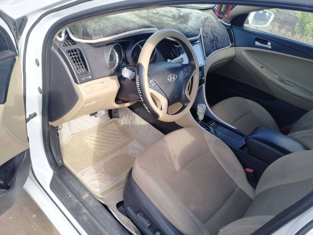 سوناتا موديل 2012خليجي مكينه 2400 رقم بغداد بسمي السعر (105)جاهزة من كلشي مكان ديالى ***********
