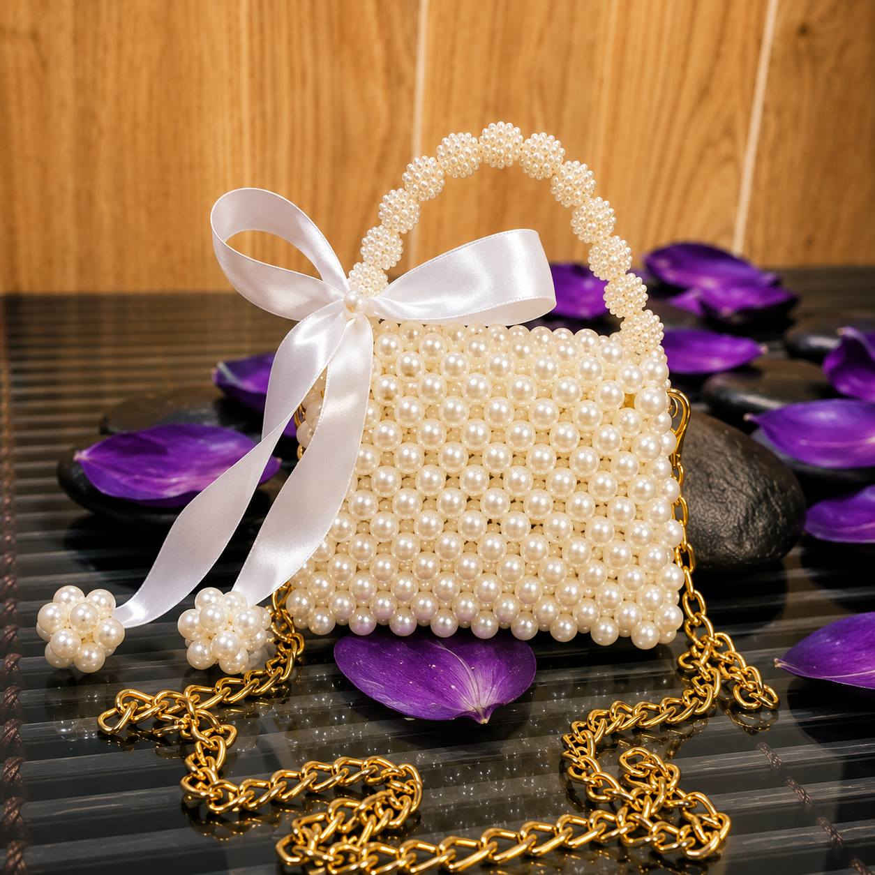 ✨ لأن الأناقة تبدأ من التفاصيل ✨

جنط خرز هاند ميد بتصاميم فخمة ولمسة أنثوية مميزة 🤍👜
شغل يدوي بكل حب وجودة عالية يناسب كل الإطلالات ✨

💎 خامات مرتبة وفخمة
🎀 ألوان وتصاميم راقية
📦 توصيل سريع
🖤 تنفيذ حسب الطلب

دللي نفسك أو قدميها هدية مميزة 🎁

📩 للحجز والاستفسار راسلينا على الصفحة
#هاند_ميد #شنط_خرز #جنط_نسائية #اكسسوارات #Handmade #BagsBrand


**إذا كنت صاحب هذا الإعلان وتريد حذفه لأي سبب، رجاءا أرسل رسالة إلى الدعم الفني**