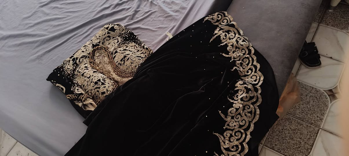 السلام عليكم عندي بدله للبيع تجنن اخذتها من تركيا لبستها مره بحنتي كد ساعتين رايدتها  ب100 للامانه ماعندي مكان واريد ابيعها بنظافتها ونفس مامعروضه بالضبط بدون اي فلتر تلبس 44 و46


**إذا كنت صاحب هذا الإعلان وتريد حذفه لأي سبب، رجاءا أرسل رسالة إلى الدعم الفني**