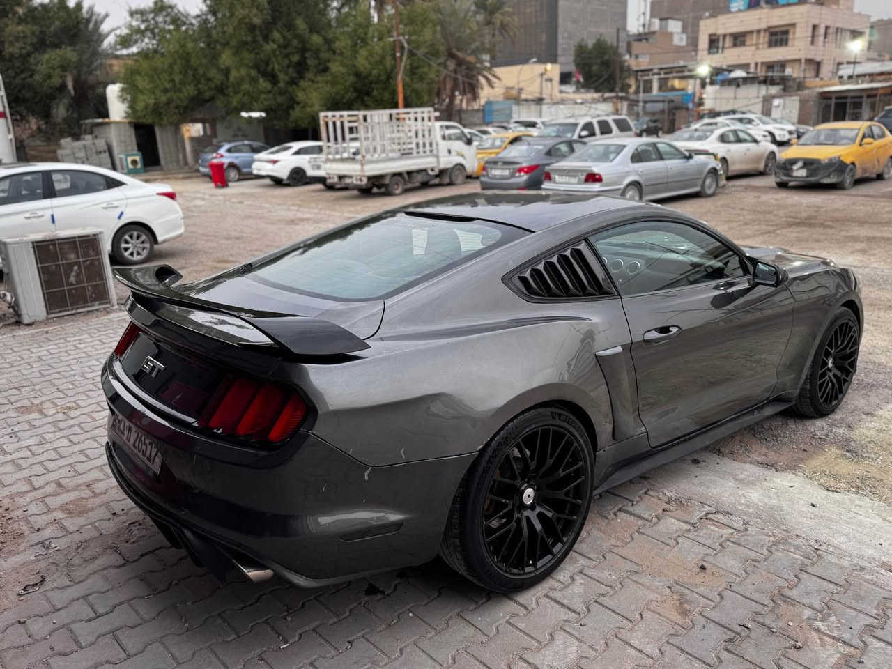 فورد موستانك  2015  V6 3700      
رقم سليمانية  هزة ورقم جديد 2026 
جاهزة  للاخير  تخم ويل وتاير جديد 
صدر جديد اامامي خلفي  
كير محرك كفالة   جديدات 
كهربائيات كلها نظيف
تخم ويل تراك بكج وتايرات جديد  مشلن
الاضافات: 
دعامية cs  اصلية 
جناح شيلبي 
سكوبات  كت كامل 
دفيوزر شيلبي 
 حادث امريكا جاملغ وبنيد  وهنا بيها هم تقريبا قطعتين 
ابيعلك ٤ قطع  تريد تحسبها حزام بكيفك    
ماشية ١١٥ الف 
 كلشي بيها جديد  لحد يقارنها   بالرادلهن مصرف 
سعرها  138 ورقة  مكانها بزيونة وهذا رقمي *********** سجاد الخفاجي بغداد, العراق
