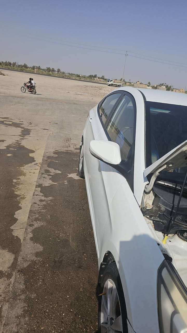 سياره اكسنت للبيع مودي 16 محرك 1400(***********
