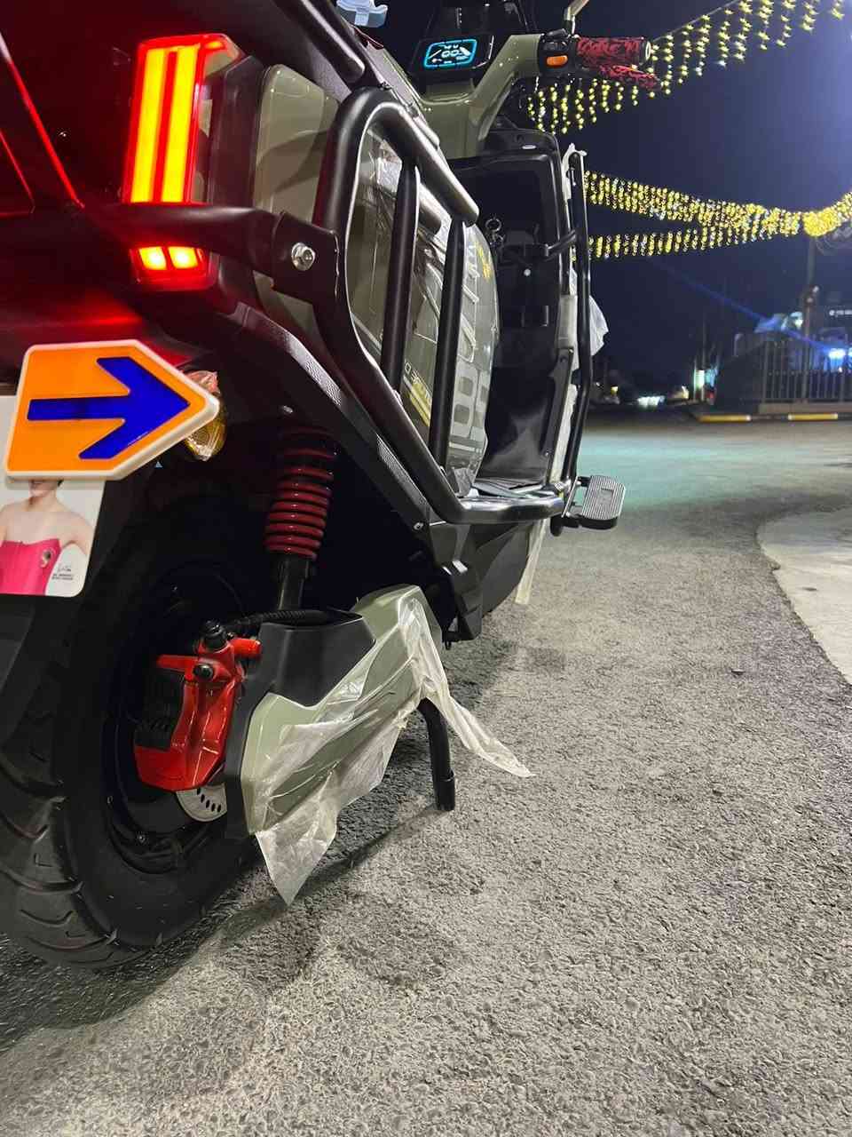 سلام عليكم دراجه شحن ساحقه موديل ٢٠٢٥ ستعمال شخصي كلش قليل سرعه ٩٠ جديده معنه الكلمه مكان بغداد السيديه سعرهه مليون ١٠٠ بيهه مجال ***********
