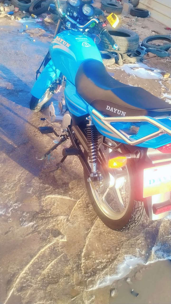 السلام عليكم دراجه دايون عضم موديل 2024 دراجه نضيفه اكثر من مابصوره سعر اتصل *********** ما متواجد فيس
