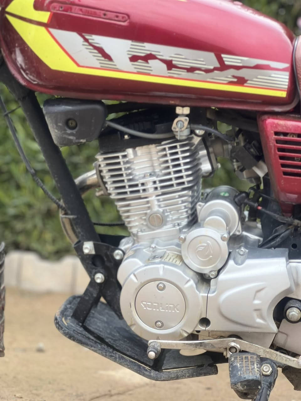 السلام عليكم 
موطور سونك سيفان  للبيع
موديل 2024
محرك 150
السعر خاص او اتصال عل رقم 
***********
