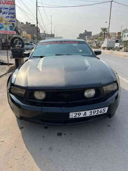 السلام عليكم اخوان 
موستنك مديل ٢٠١٢ رقم واسط الجديد بسمي سنويه٢٠٣٠
تحويل ثاني يوم 
السياره برميوم يعني فول دشبول ٧ الوان بيها تخم تاير جديد كير ومكينه مكفولات تبريدها ثلج البنيد مغلف كاربون الداخل كاربون السياره حلوه وكاعده وبل حقيقه احلا من الصور بيها دوشمه جديده السياره خير من الله 
حادثه جاملغ امامي وبنيد مال امريكا وهنا مصبوغه حزام جمالية السياره نقصه صدر خلفي و تحتاج الى ادامه واني ماعندي مجال اسويهن لان صاحب دوام وبعد تجي تشوف وتدلل العنوان بغداد البياع شرطه الرابعه السعر (( ٧٩ )) 
وبيها شي بسيط السياره متعوب عليها
 ‭٠٧٧٢ ٨٠٢ ٩٥٧٢‬ 
الشراي يتصل وبلخدمه
