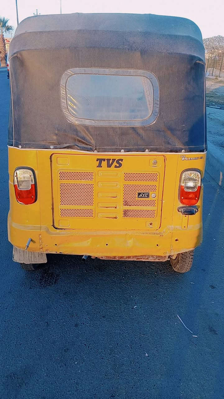 السلام عليكم تكتك تي في اس للبيع اوراق كامله تكتك بيه اكسل نمره ثانيه ماتجي بيه اخياسات قليله مكاني بغداد مدينه الصدر*********** تكتك اني ما مهتم بيه لأن ما اشتغل بيه
