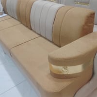 ديوان حرف L • ١١ مقعد • ناصرية شارع ٣٠