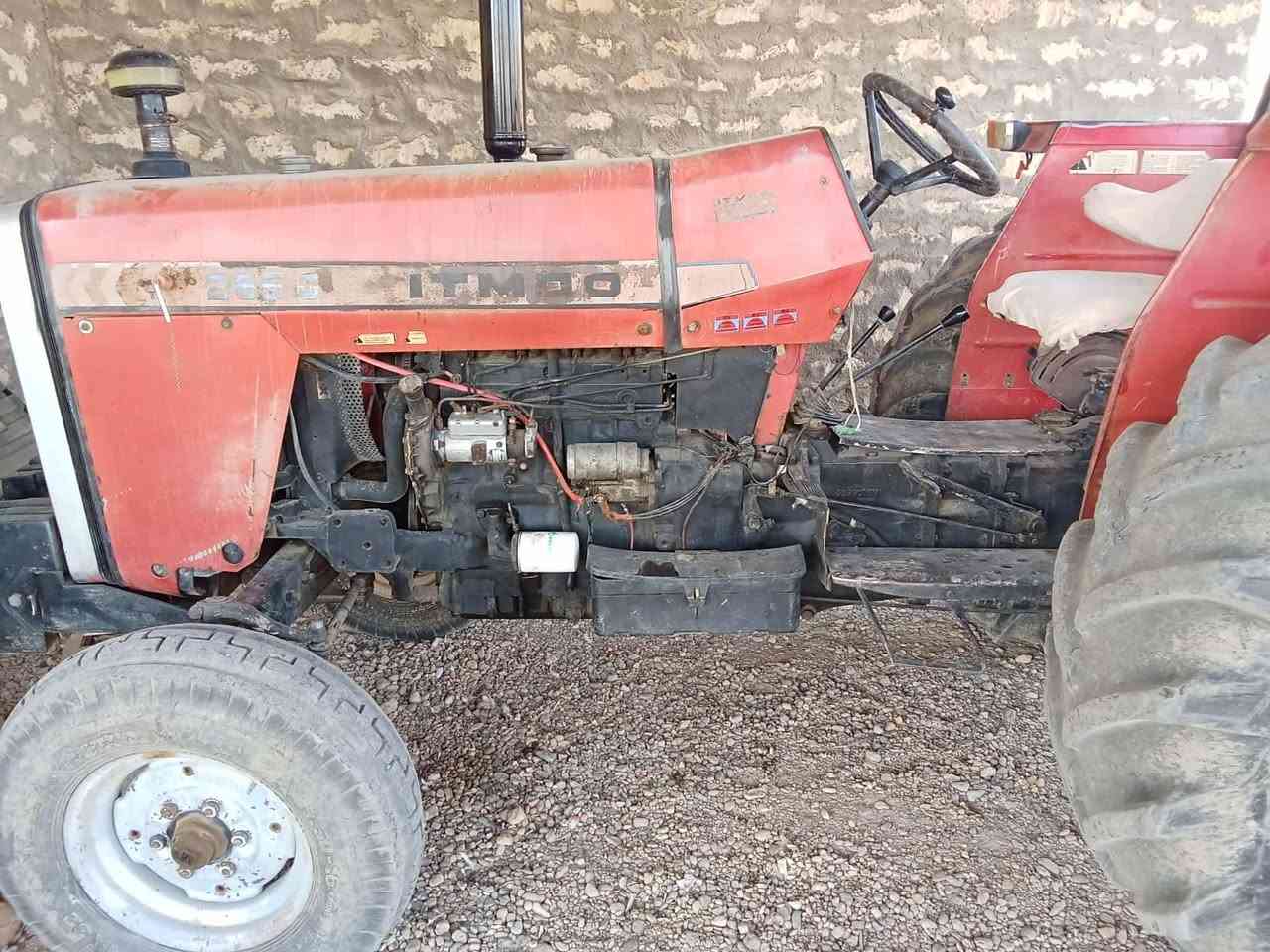 سلام عليكم مكينه ايراني للبيع مسجله موديل 2009مكينه نضيفه جدآ مكان الانبار رقم ***********
