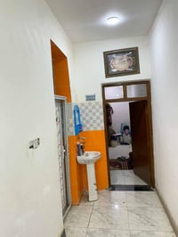 البيضاء خلف الانوار • ٢٠٠م • غرفتين