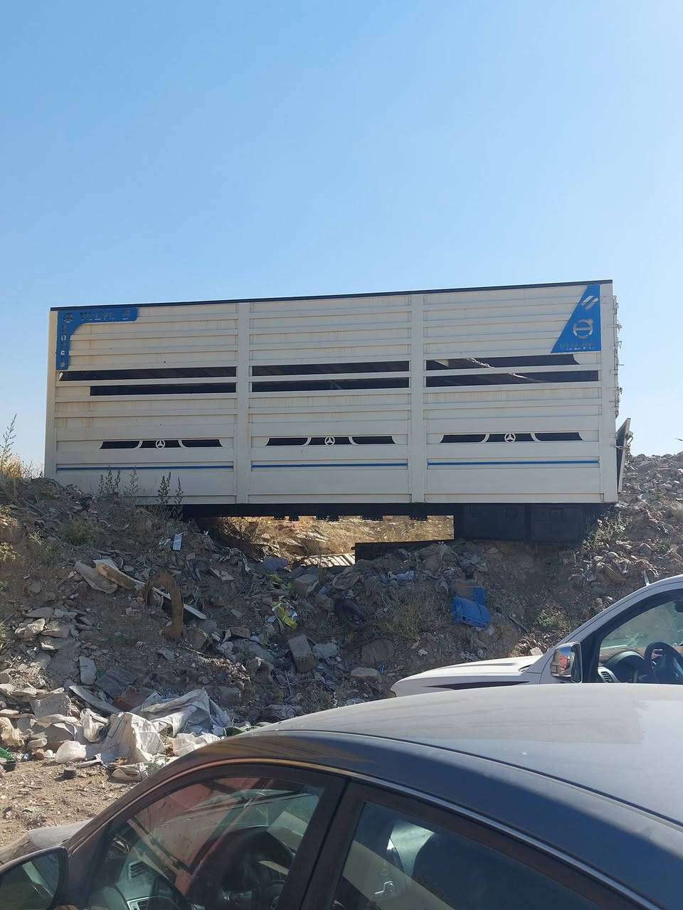 بودى للبيع طول ٨متر ***********
***********
