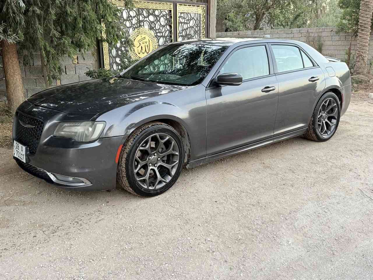 السلام عليكم
للبيع فقط كرايسلر 300 S موديل 2016
مكينة هيمي 5700
رقمها نجف انكليزي ب اسمي
وارد امريكي فول مواصفات حادث جاملغ خلفي وبيها حادث بالعراق هم نفس الجاملغ بعده ما مصلح عوزه صبغ وبيها مكانين بارد،السياره جاهزه على اخر حباية عدا الصبغ(مكينة كير اكسل تبريد حدادة تخم تاير كله كفاله وجديد)
السعر 173 وبيها مجال 
للاستفسار ‭0783 858 0842‬
او ‭0782 876 0321‬ واتساب
مكان السيارة النجف/الكوفة
