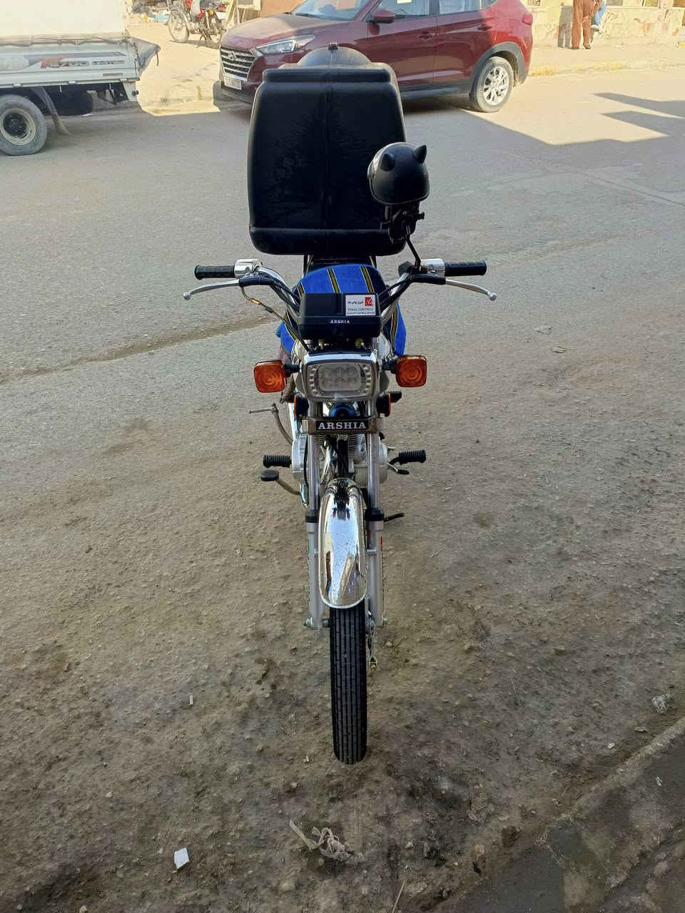 السلام عليكم تامه امتياز موديل 2025شهر الثامن الدراجه صفره بس اني مبدل تانكي ابيض لا مفتوح ولا اي نقص بيه 600وبيه مجال ***********
