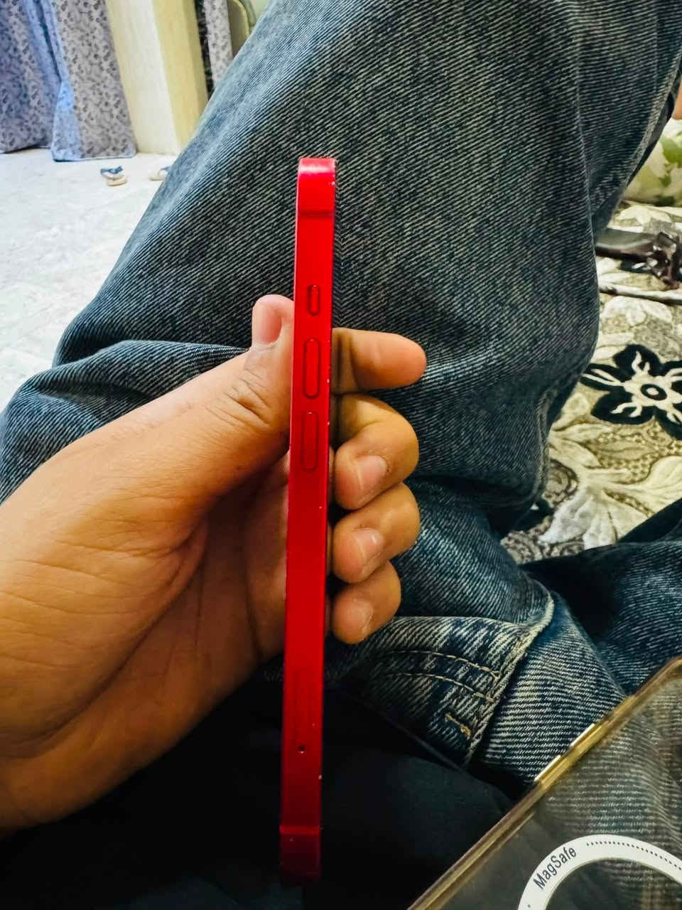 بطاريه 74 ذاكره 128 شرط شرط النفخ اذت يعبر نقطه هوه تاخذه بلاش ججهاز شرق اوصط ونضيف ومكفول من كلشي مجرد كسر بصيط بل ضهر وصاير داخلي مو خارجي سعر450 وبي مجال ***********
