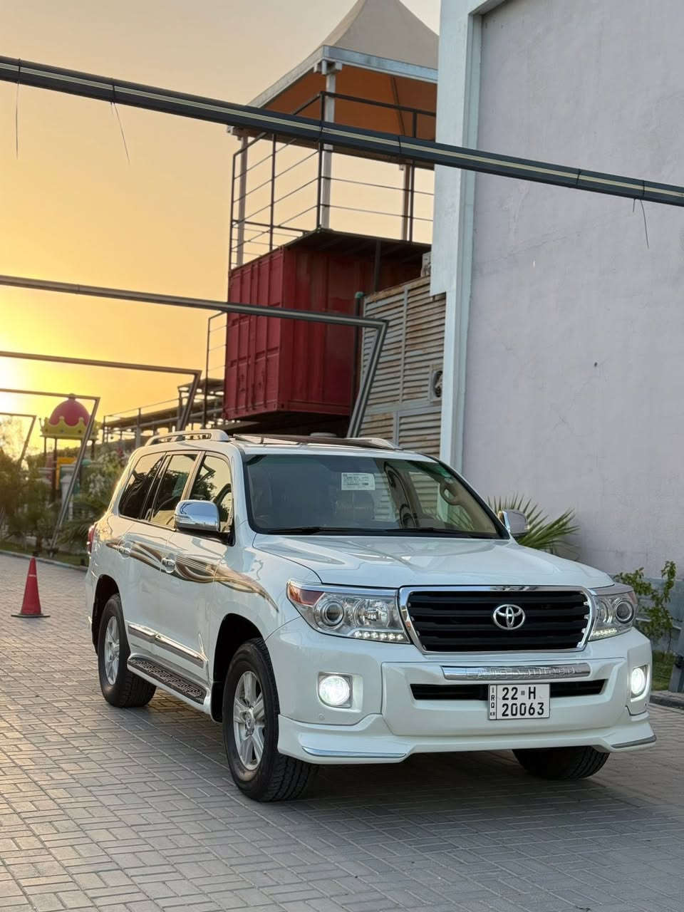 تيوتا لاندكروز GXR للبيع موديل ٢٠١٢
سلام عليكم 
تيوتا لاندكروز GXR للبيع موديل ٢٠١٢
 بدون مراوس 
6 سلندر
مكفوله من ( الضربه والصبغ والتبديل )
 سياره فول مواصفات بصمه فتحه تخم تاير جديد حداديه جديده 
 السياره ارقام جديده رقم اربيل 
 ماشيه ١٨٠
  سياره جديده بالعافيه ع  ياخذه
مكان السياره نجف كلشي كدامكم واضح السونار مرفق غير متواجد ع فيس الاتصال ع رقم فقط مع الصور***********
