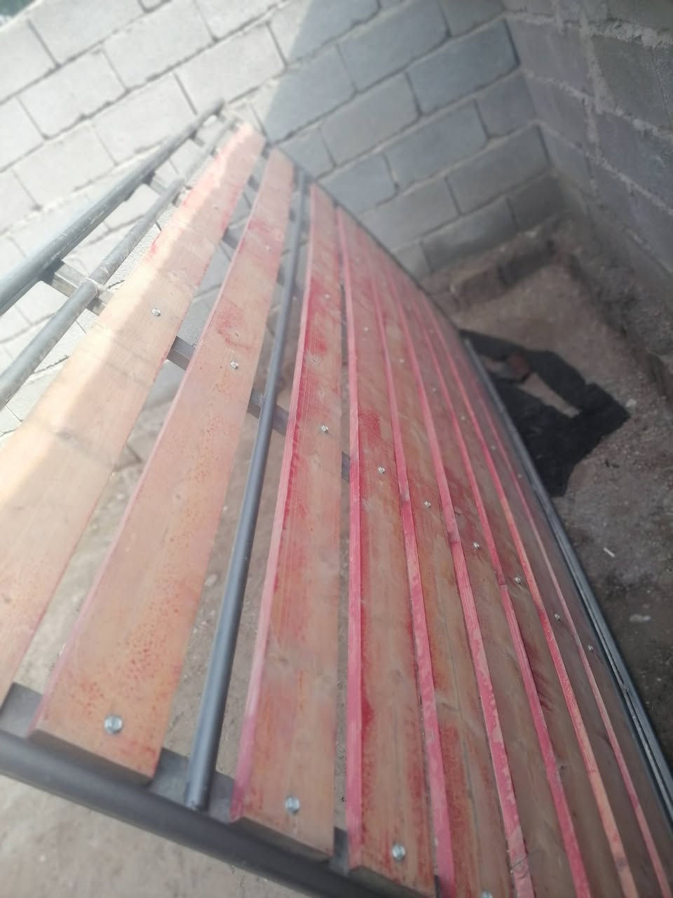 البيع سعر ١٤٠ جديد احل من صوره *********** اتصل  ***********
