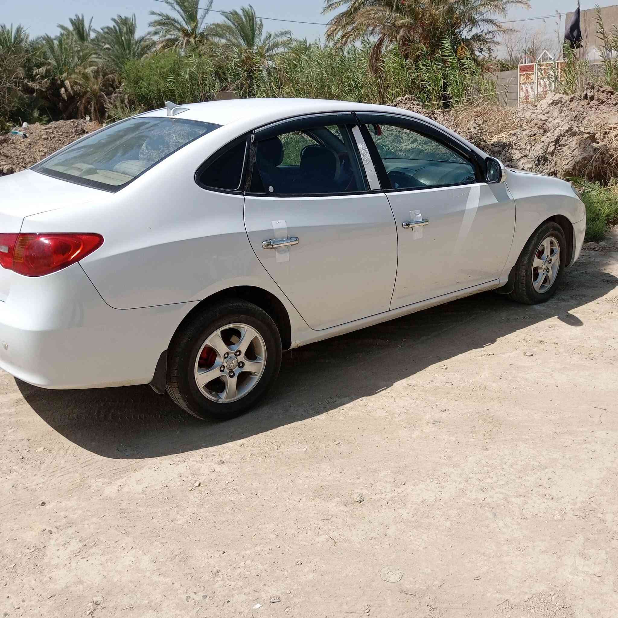 سلام عليكم النترا خليجي البيع رقم ربيل موديل 11 سياره بيه صبغ جاملغ وباب ***********
