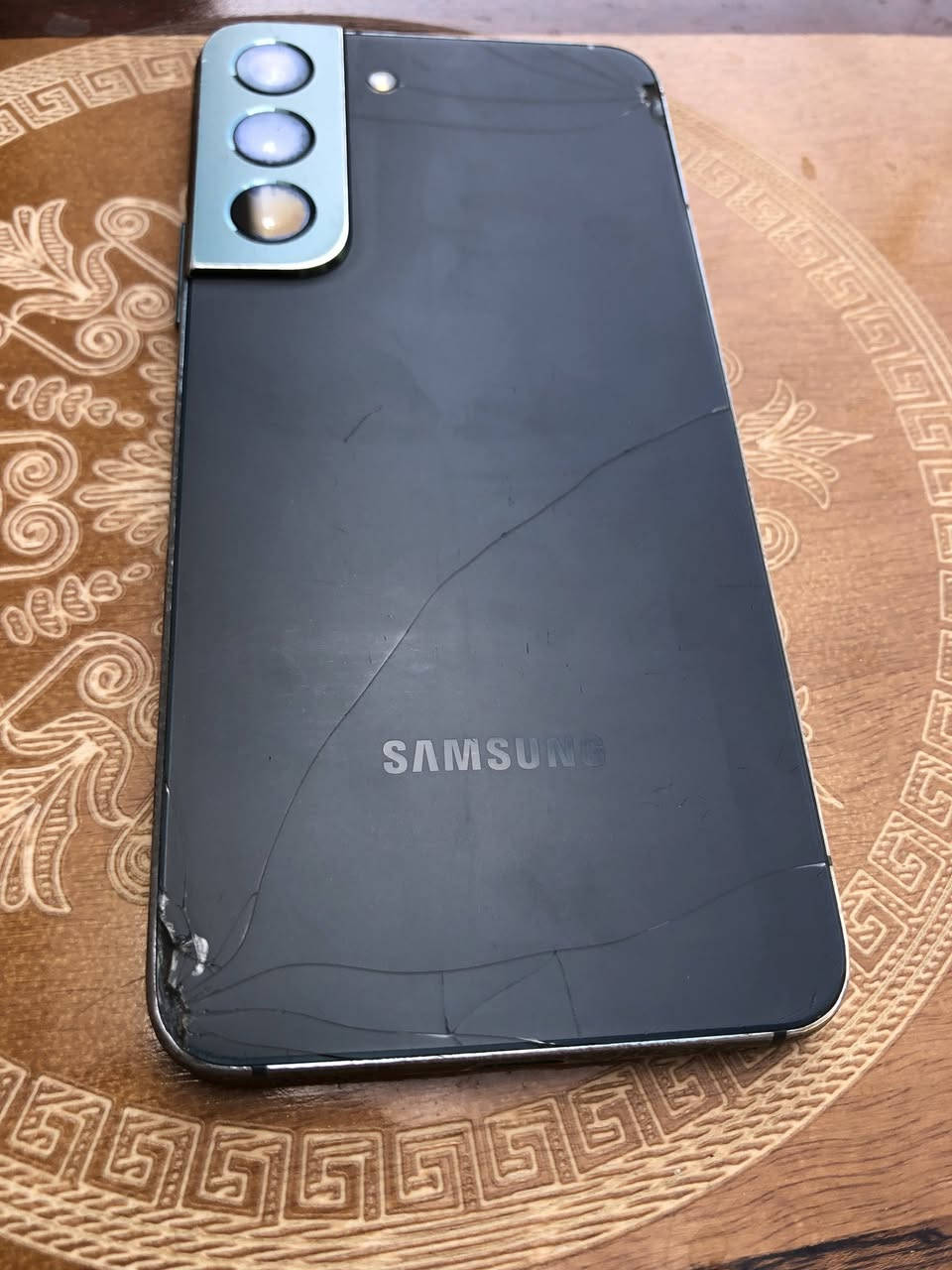 سامسونج اس 22 العادي
خطين
ذاكرة 256 
الجهاز ما بي اي عطل و كلة شغال
فقط الظهر مكسور 
دكمة التشغيل ضاعت بس الجهاز يشتغل و يطفي
ويا كفرين و شاحنة
مكاني نجف


**إذا كنت صاحب هذا الإعلان وتريد حذفه لأي سبب، رجاءا أرسل رسالة إلى الدعم الفني**