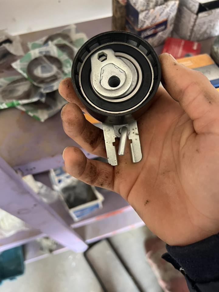 السلام وعليكم
يتوفر ادوات بيجو مع فيتر 
مكاني العلم
اسعار مناسبه 
صدر بيجو امامي كامل
صدر خلفي كامل
نوزلات جديد كصه
اشاير 
رولات
بلكات
دسكات
كبات
درايم شفتات
لاستيك
قبق فيت بم 
فيت بم بلادي
جبن كير
فلاتر دهن
قاعدت دبل مامي 
دسكات خلفيه
عنبار بريك خلفي
روله عيار 
قايش تايم كيس شركه
قايش تبريد شركه
قايش داينمو شركه
اذن محرك 
قمجي كير
صليب داخلي 
يدات داخليه
بور برن درايم شفت

حساس صالنصه
فلات شوته
دكم جام 
فيش حساسات
حساس كرنك 
ايسي. 
ارفيو 
مجول بلك
بور برن امامي
بور برن خلفي
وحياكم الله 
***********

‭0771 178 0833‬
