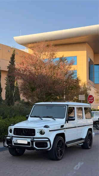 السلام عليكم 🇩🇪🇩🇪

مارسدس جي كلاس الفخامة الماني ضمان دولي  
٨ سلندر بانزين 

موديل ٢٠١٦ 
تحديث هيكل ٢٠٢١ AMG و كل غراض بلادية موجودة بدون صبغ
🛑 لون ابيض 
🛑 داخل اصفر واسود 
🛑 كشنات تبريد تدفئه 
🛑 كشنات amg 
🛑 القدره الحصانيه ٤٢٢حصان 
 🛑نظام الصوت harman  
🛑 حساس رادار كاميرا 
🛑صوت كزوز مخيف بلادي 
🛑مكينه وحداديه جاهزه بدون اي مصرف 
🛑مواصفات معروفه فول الفول    
🛑دواخل مطعمه فايبر كاربون 
🛑فتحه 

السياره كلها وضع شركه مكينه كير حداديه كله جديد بيها سياقه تخبل وبل حقيقه احلى 
ماشيه ٨٨ الف 

ملاحضه ؛ السيارة السنوية و هزة و فحص كل جديدة السياره و تحويل و وكالة بشرط و ضمان انتر بول 
🛑 كفاله عامه   بدون حادث 

مكان السياره السليمانية 
السعر المطلوب  409ورقه 
الخاص مفتوح اي استفسار حاضر 

***********📞📞
***********📞📞 السليمانية
