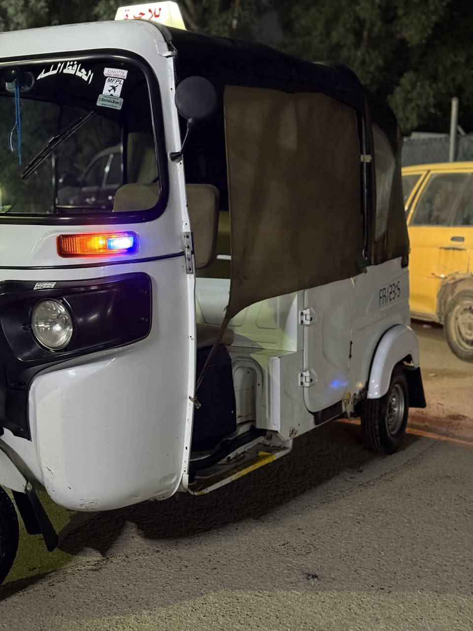 السلام عليكم تكتك باجاج 2021 شهر8 تكتك كفاله عامه بس خياسات بدوس موضحهن بل الصور تخم تاير جديد كهربايات جدد مابيهة اي نقص مكفوله من النقوصات كله مكفوله من البارد وصبغ مكاني بغداد حي الرائسه شارع عشرين السعر انتصل على الرقم***********
