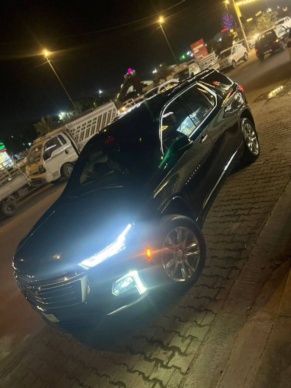 شوفرليت ترافلس 

رقم بغداد انكليزي بأسمي 

موديل 2023 وارد امريكي.. 

حادث 4 قطع تبديل بلادي الشغل درجه اولى 

السعر 215 وبيهه مجال
حجم المحرك:  3600
ــــــــــــــــــــــــــــــــــــــــــــ

الــمــواصـــفـــات ĹT فول مواصفات

1- كير 10 نمر
2-شحن واير ليست 
3-شاشة كبيرة + قاصة 
4-كشنات جلد
5-كشنات كهربائية
6-تدفئه كشنات
7-كشنات الخلفية منفصل ViP وتدفئه ولون الداخل كريمي 
8-تبريد 3 قطع
9-بصمة تشغيل 
10-خمس بصمات أبواب
11-تشغيل عن بعد
12-جنطة كهربائية 
13-لايت زنون 
14-لد نهاري 
15-حجاب نهاري
16-ويل كب بلادي
17-أشاير بلمري
19-رادار أمامي 
20-رادارات جوانب
21-حساس بشر + سيارات
22- تحديد مسار + تراكش 
23- انظمة التعجيل جبلي وتو ويل 
و فور ويل وسحب 
24- خزن ميموري الكشنات 
25- كامرات 360 درجه 
كامرات مرآة وجام امامي وخلفي 

مشروع وطني رقم النكليزي بغداد
هسه جديده 

العنوان النجف ——————————————-
للاستفسار :
***********
***********
