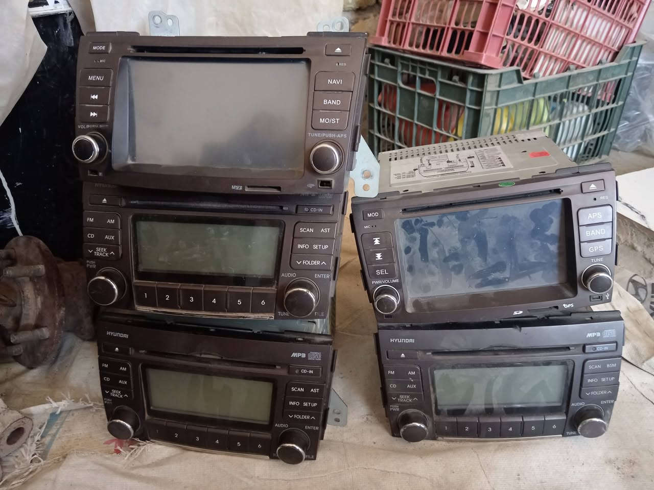 سلام عليكم مسجلات + شاشات سوناته مقدس شغالات عل فحص + إطارات مسجل الرقم ***********
