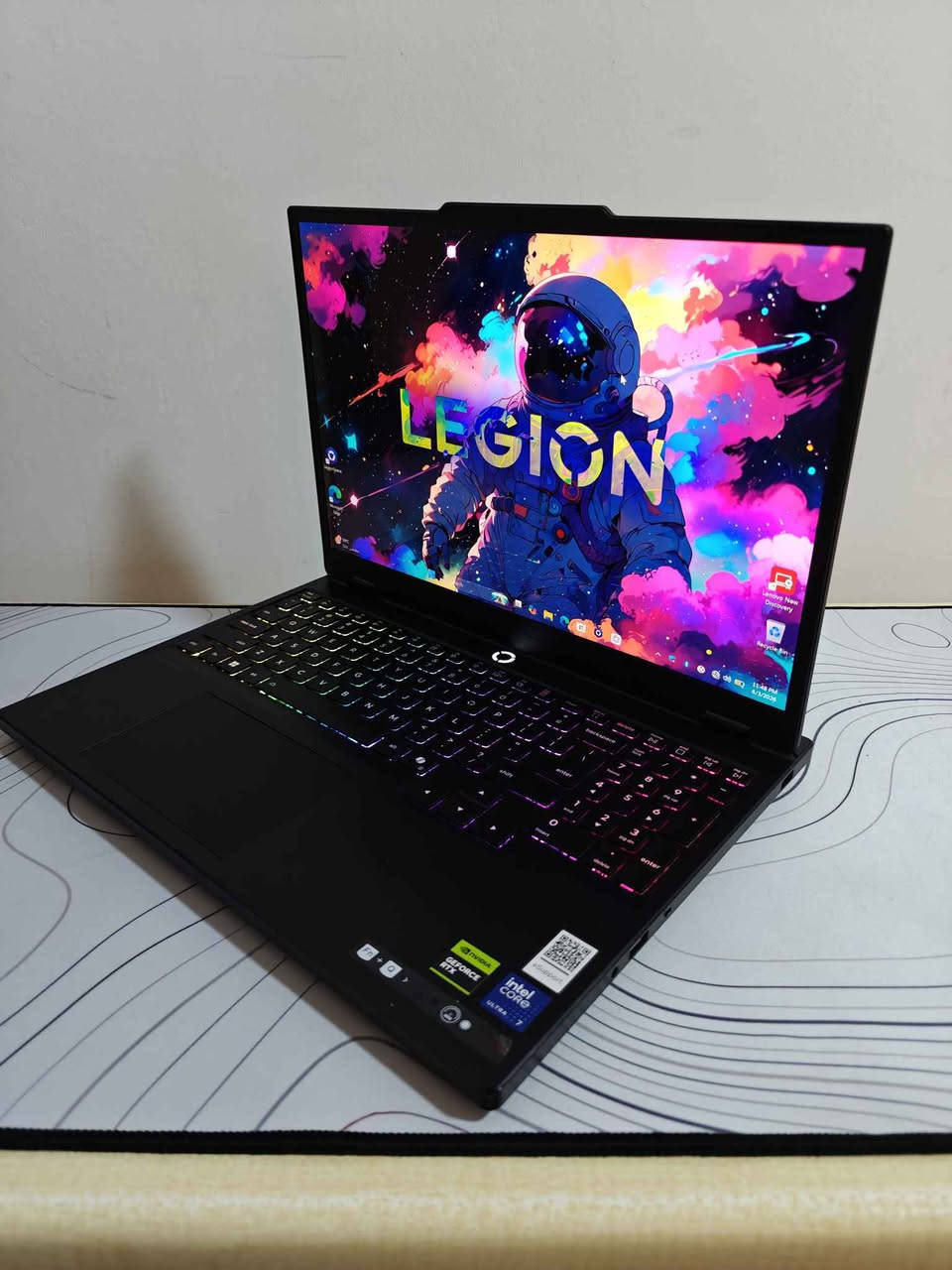 Lenovo Legion 5 (Open Box) 🚀🔥 هێزی داهاتوو لە دەستتایە!

 کارت شاشەی RTX 5070 و سیحری شاشەی OLED. ئامێرەکە تەواو لۆک و نوێیە.

مواسات بە کورتترین شێواز: 🛠️
▫️ CPU: Intel Core Ultra 7 255HX 🌪️
▫️ NPU: Intel AI Boost 🧠 (زیرەکی دەستکرد)
▫️ GPU: RTX 5070 🔥 (نەوەی نوێ)
▫️ RAM: 16GB DDR5 / SSD: 1TB NVMe 💾
▫️ Screen: 15.1" 2560x1600 OLED 📺✨ (شاهانە)
▫️ Charger: 245 Watt 🔌 / Battery: 100.9% 🔋

بەشەرت و بە مەرجی پشکنینی کامل دەدرێت.
💵 نرخ: 2,649,000 دینار (مەجالی باشی تێدایە بۆ موشتەری) 🤝

الجيل الجديد والأقوى Lenovo Legion 5 (Open Box / OLED) 💻✨
للبيع وحش ليدجن الجديد كلياً، لقطة ومستحيل يتفوت! يجمع بين قوة كارت RTX 5070 وسحر شاشة OLED الأقوى بالألوان والوضوح، مع معالج ذكي يدعم الذكاء الاصطناعي وشاحن عملاق 245 واط. البطارية 100.9% والجهاز بحالة الوكالة وبشرط الفحص.

💵 السعر: 2,649,000 دينار (وبي مجال حلو للشراي الجاد) 🤝
🚕 يوجد توصيل سريع لجميع المحافظات 🚚
بۆ کڕین و پەیوەندی / للاستفسار: 📞
تیلیگرام: @Dyarysabr
*********** 📲
*********** 📲 (واتسئەپ / watshapp) حلبجة, السليمانية
