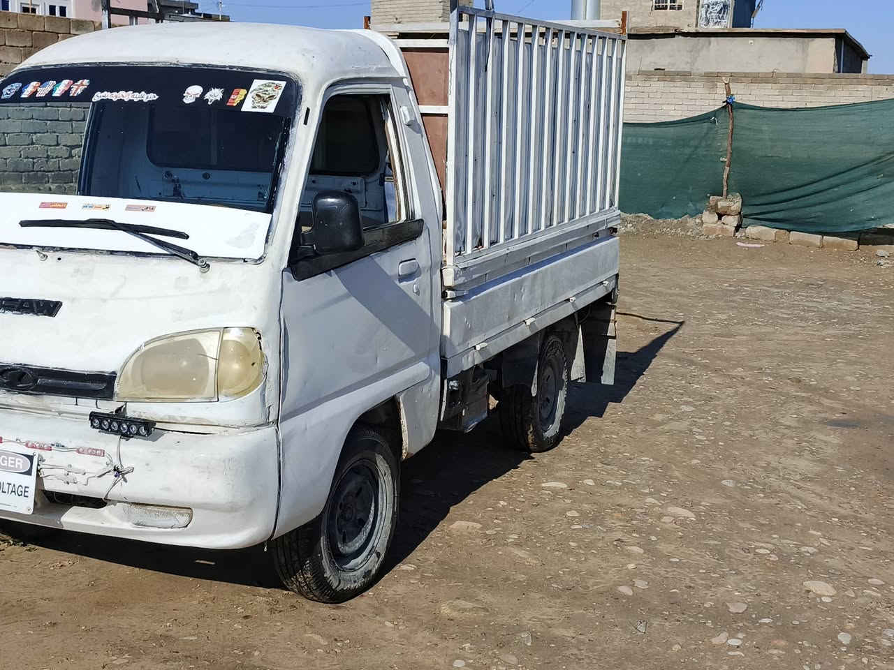 كيه فاو للبيع تخم تاير جديد محرك. جديد السعر 13وبي مجال للطيبين(***********)(***********)
