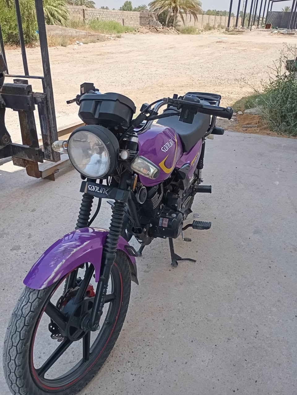 للبيع سونك ماكس 25 السعر 750 بغداد التاجي قرب مطعم البركه مقابيل منشاه نصر ***********...***********...
