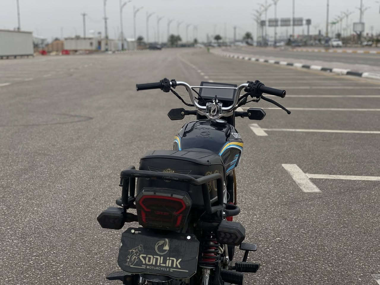 تجي تفحص واذا ماطلع نفس الفيديو مرجوع للتواصل*********** او ***********
