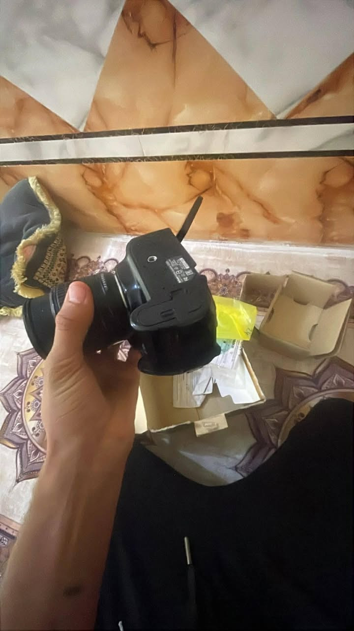 نيكون 5200
رام 
كارتونه مالتها 
شاحنه 
بطاريه 
ناقل صور
 يوجد توصيل لجميع المحافظات


**إذا كنت صاحب هذا الإعلان وتريد حذفه لأي سبب، رجاءا أرسل رسالة إلى الدعم الفني**