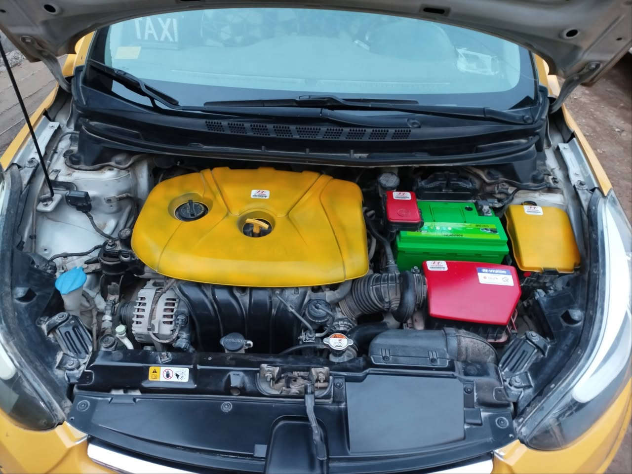 السلام عليكم
النترا امريكي 2015 حادث جاملغ خلفي جهة السائق وشوية بقبق الجنطة الحوض مكفول والعراق شوية باب السائق ماشية 90800ميل محرك 1800 سيارة جاهزة محرك وكير وحدادية وكهربائيات وتايرات وباتري  باسمي رقم بابل الماني مصفرة هيئة وغرامات السعر 105وبيها مجال للطيبين مكاني بابل المركز رقم الهاتف ***********
