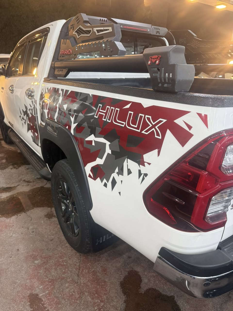 TRD 2022 ماشية 96 بااسمي فقط اكو بارد اسفل باب السايق SAS ***********
