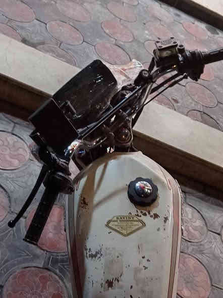 السلام عليكم شباب دراجة موديل 20 كايمة ابيعلك كوم حديد تجي تاخذهة من بيتي وتروح قيم بلي يرضي الله وبلعافية عليك ***********
