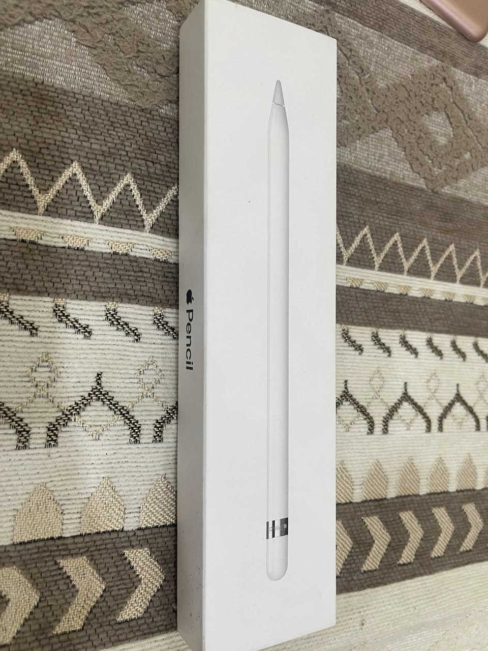 السلام عليكم
ايباد ٧ للبيع نظيف كلش و قلم ايباد الاصلي مال الوكالة تريدهن اثنينهن او واحد منهن عادي 

الايباد بـ ٢٠٠ الف 

القلم بـ ١٠٠ الف ( اني ماخذه من الوكالة ب ١٦٠ )

***********
