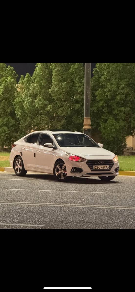 اكسنت 2019 خليجي فول مواصفات محرك 1600 كير 6 نمر مكفوله من صبغ بيه بارد بصندوك السعر 120 وبيه مجال حك الجيه مكان السياره بصره القبله   *********** Singapore
