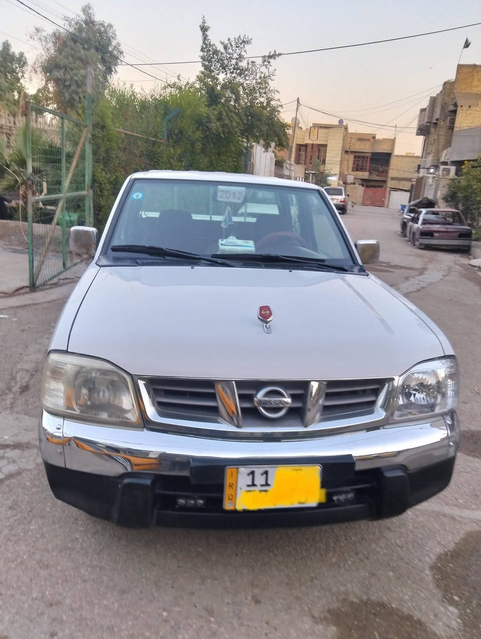 السلام عليكم بيك اب نيسان شبوط 2012 سياره حلوه مرتبه وجاهزه من كل شيء رقم بغداد كيرالمكينه  تدفئه تبريد السياره خير من الله عنواني بغداد 125$. وبها مجال قليل السياره باسمي 
 ***********
