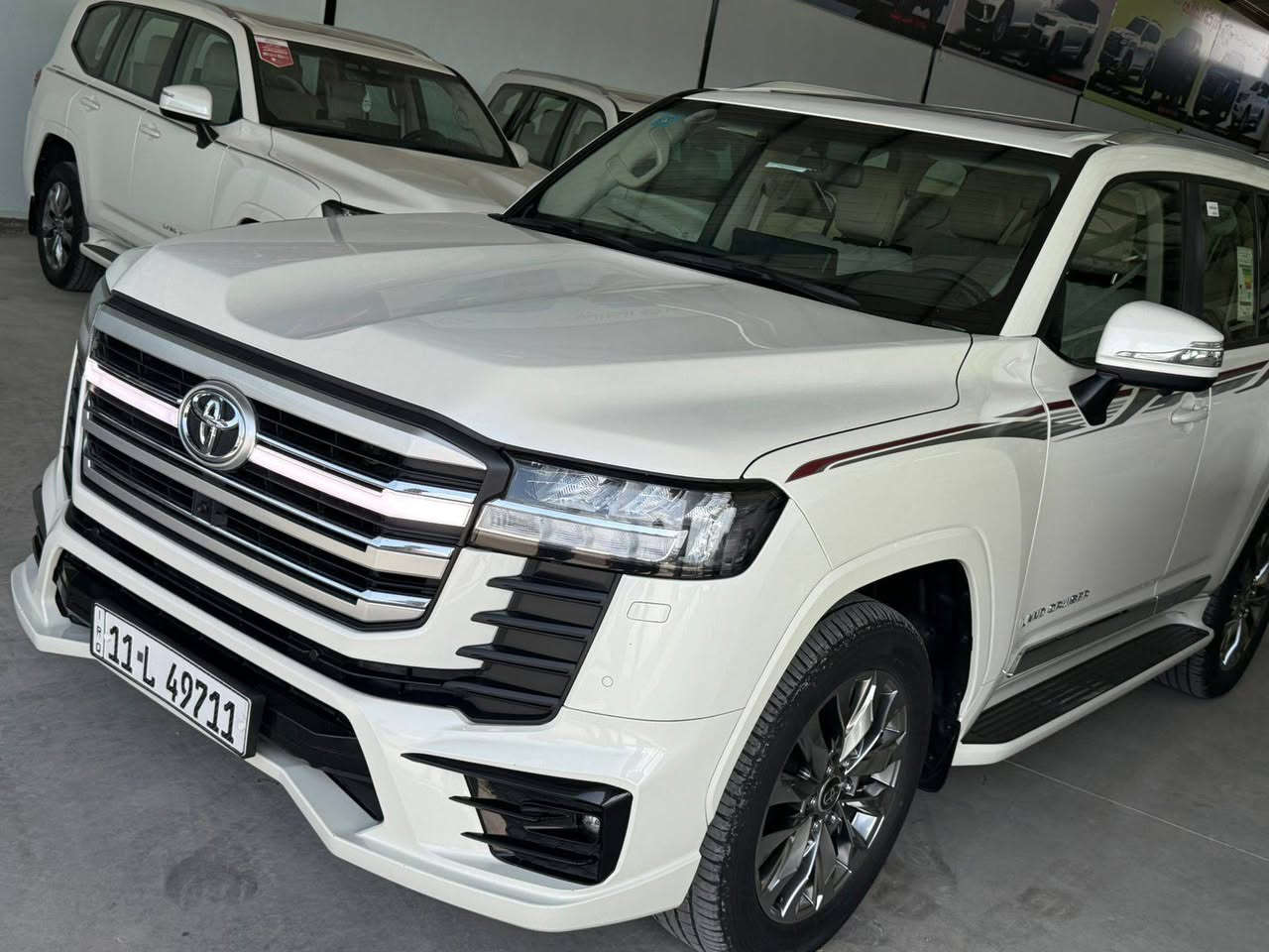 لاندكروز 2024 بريم اربع كامرات لمتد سياره فول مواصفات ماشيه 50الف كفاله عامه من كلشي
للبيع او المراوس 
***********
