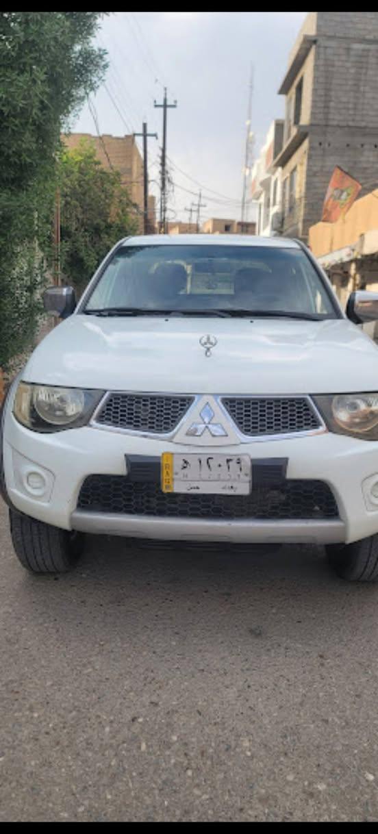 L200
فور ويل
مكينة ٦سلندر
كير مكينة كفالة
رقم بغداد
سعرها ١٣٨
***********
