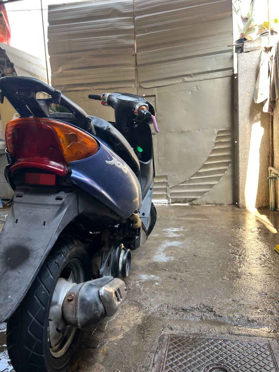 سلام عليكم شباب عندي هاي الدراجه عصفوريه الدراجه خير من الله كهربائيات شغاله سلف وهندر تشتغل السعر 225 الرقم الهاتف ***********
