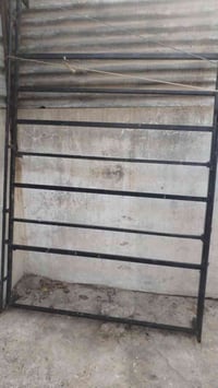 سيبايه اكلايزر فصال حديد ثقيل للبيع السعر 100الف للتواصل على الأرقام 0...